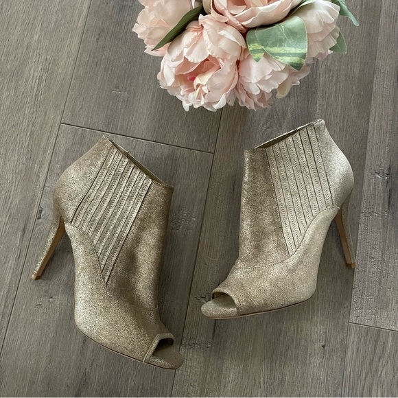 Jimmy Choo Brenna Champagne Gold Metallic Peep Toe Ankle Booties - Picture 1 of 9